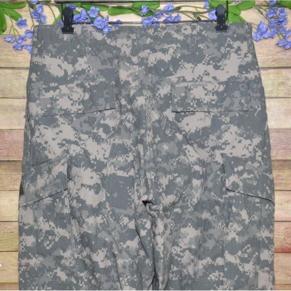 NWT Defender M Army Combat Uniform Pants Digital Camo Mens Medium Extra Long FR - Picture 7 of 13
